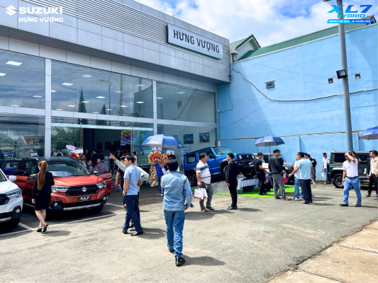 Recap-su-kien-ra-mat-xl7-hybrid