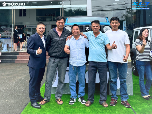 Recap-su-kien-ra-mat-xl7-hybrid