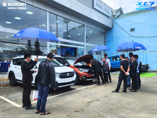 Recap-su-kien-ra-mat-xl7-hybrid