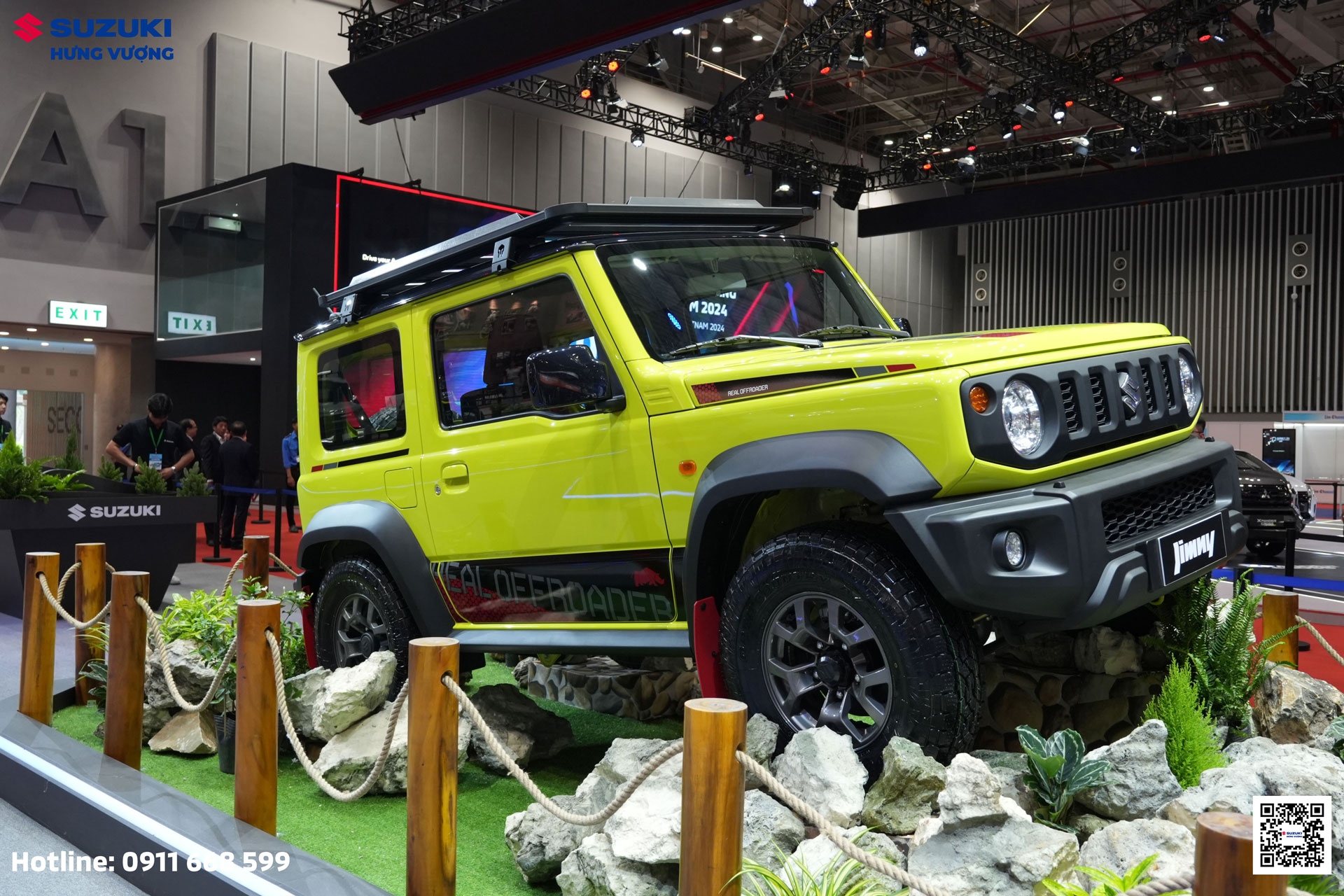 Trien-lam-oto-viet-nam-2024-suzuki-hung-vuong