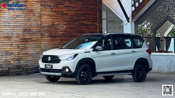 xe-suzuki-xl7-hybrid-2025