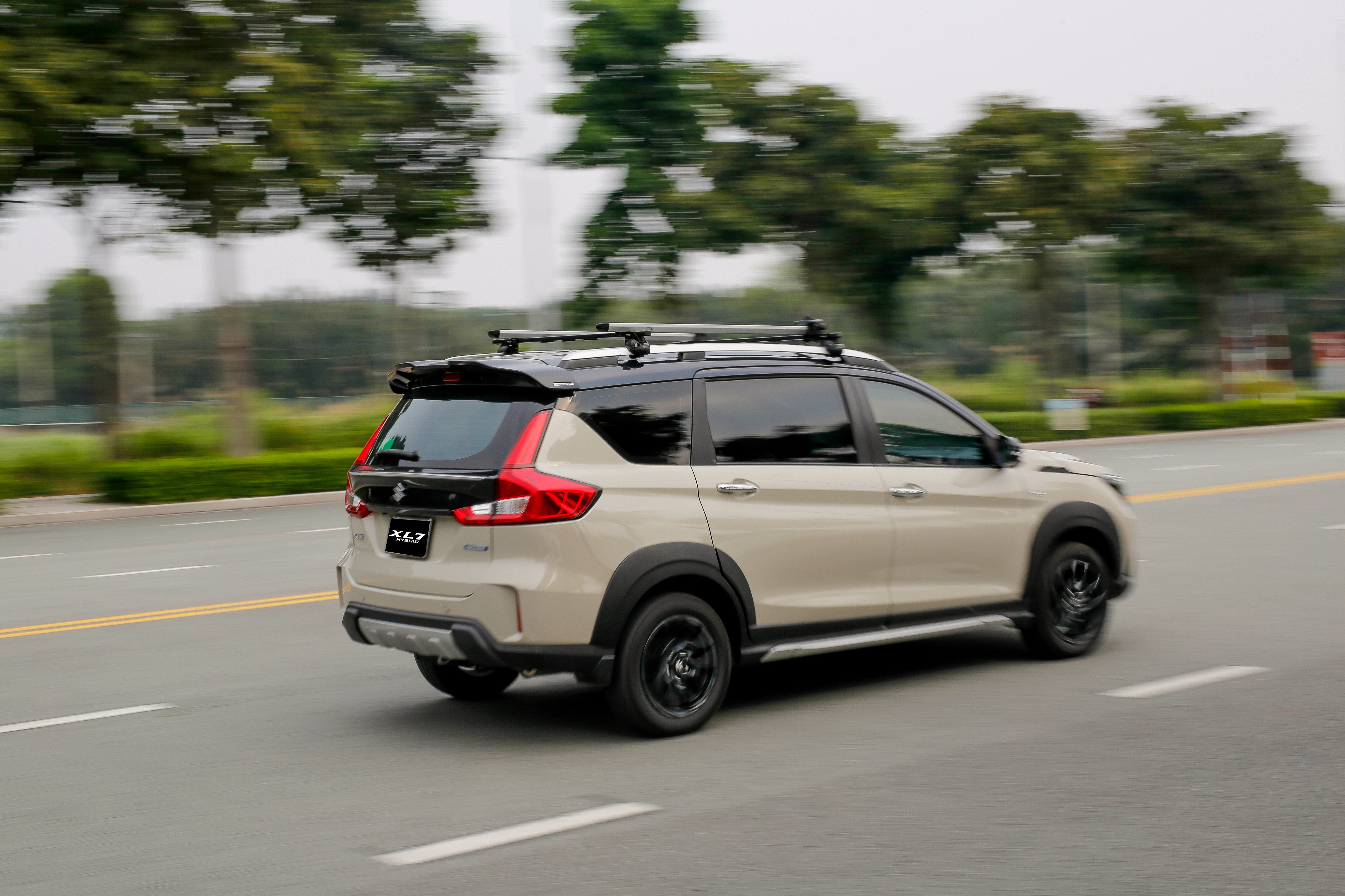 nang-dong-moi-ngay-cung-xl7-hybrid nang-dong-moi-ngay-cung-xl7-hybrid